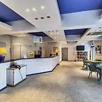 Lägenhetshotell Pierre & L'anse De Pramousquier 4*