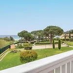 Lägenhetshotell Pierre & L'anse De Pramousquier 4*