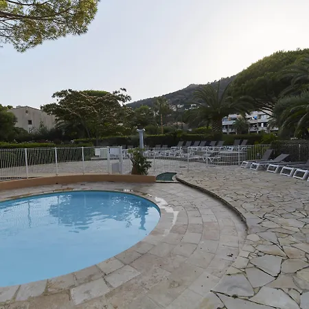 Aparthotel Pierre & L'anse De Pramousquier Le Lavandou