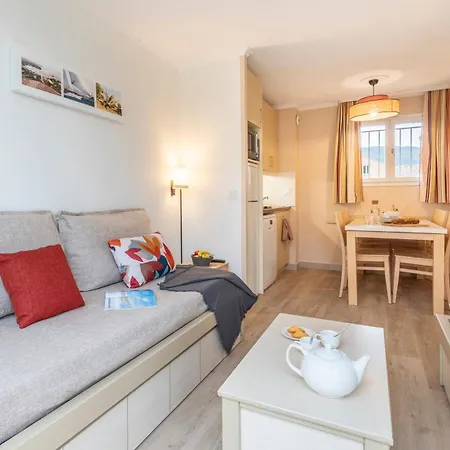 Pierre & L'anse De Pramousquier Aparthotel 3*