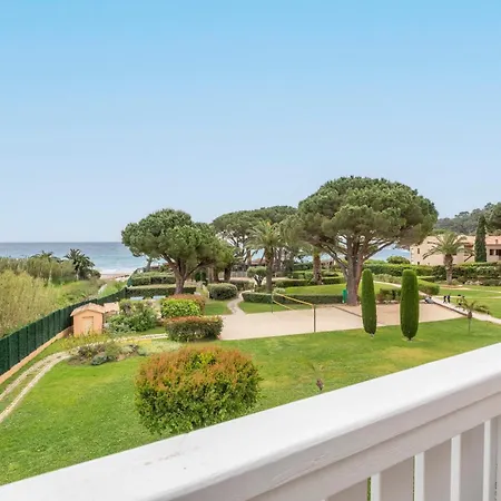 Aparthotel Pierre & L'anse De Pramousquier 3*