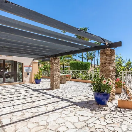 Pierre & L'anse De Pramousquier 4* Ле-Лаванду