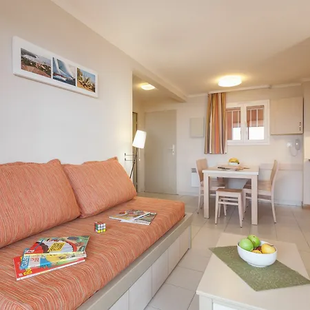 Aparthotel Pierre & L'anse De Pramousquier 3*