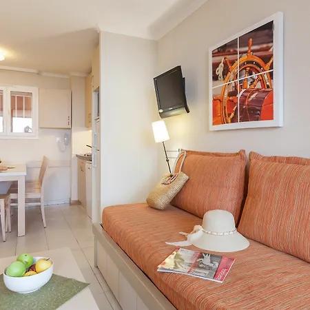 Pierre & L'anse De Pramousquier Aparthotel 3*