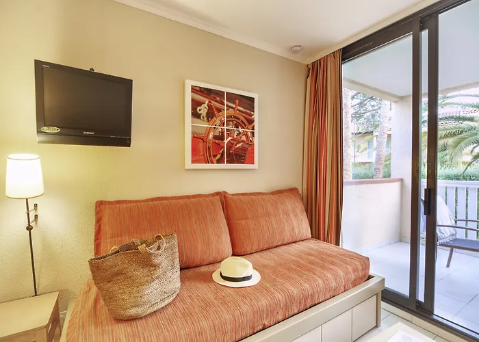 Pierre & L'anse De Pramousquier Апарт-отель