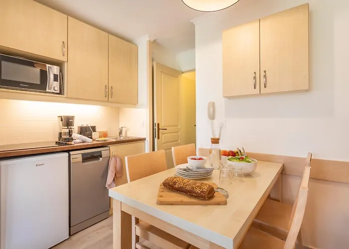 Апарт-отель Pierre & L'anse De Pramousquier