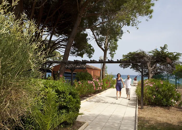 Pierre & L'anse De Pramousquier Апарт-отель Ле-Лаванду