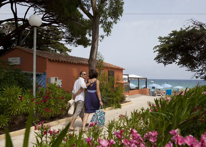 Апарт-отель Pierre & L'anse De Pramousquier